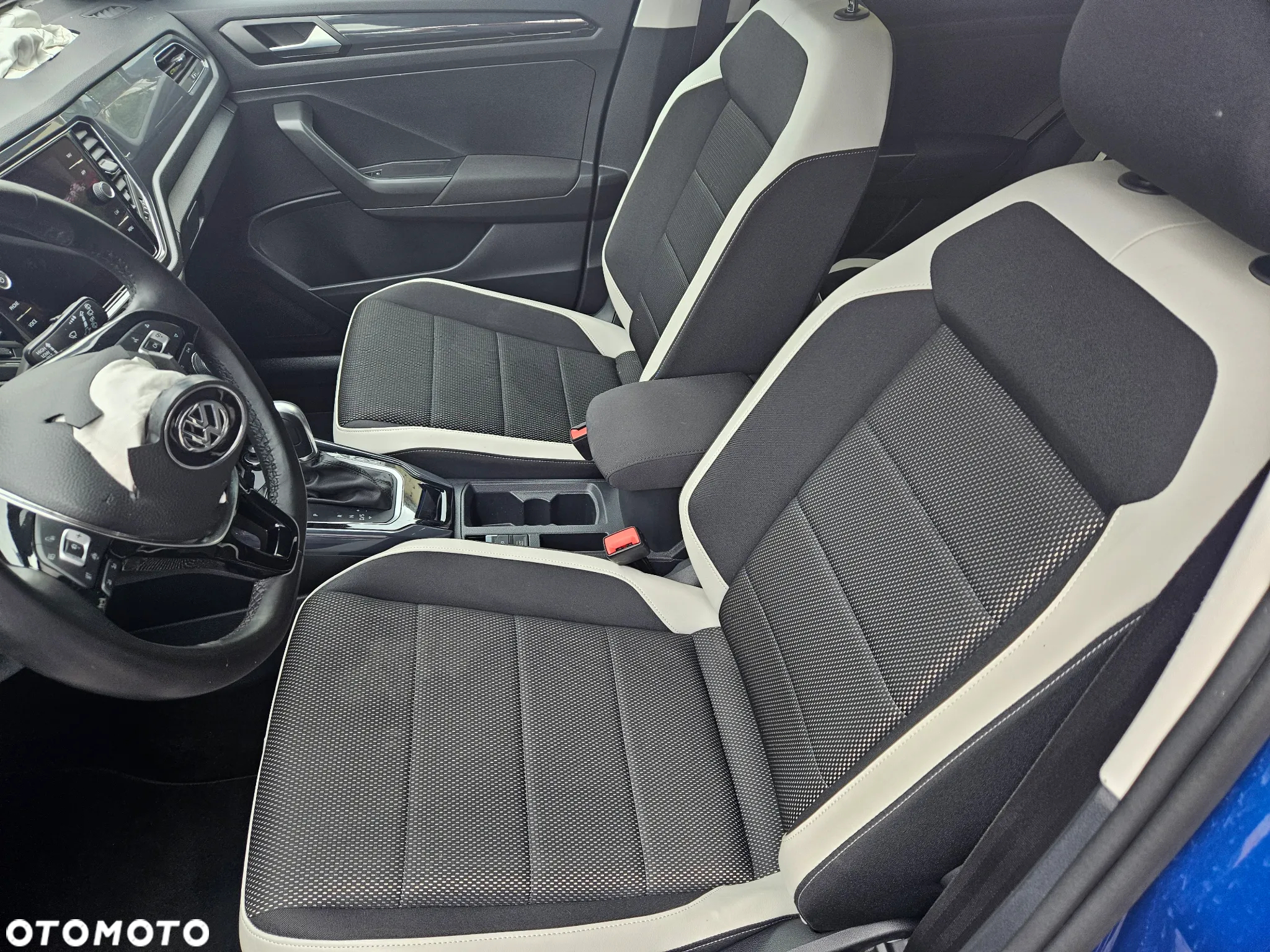 Volkswagen T-Roc 2.0 TDI SCR DSG Sport - 9