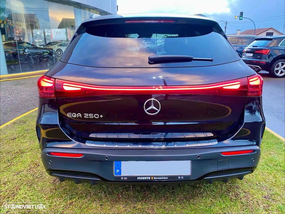 Mercedes-Benz EQA 250+ AMG Line - 43