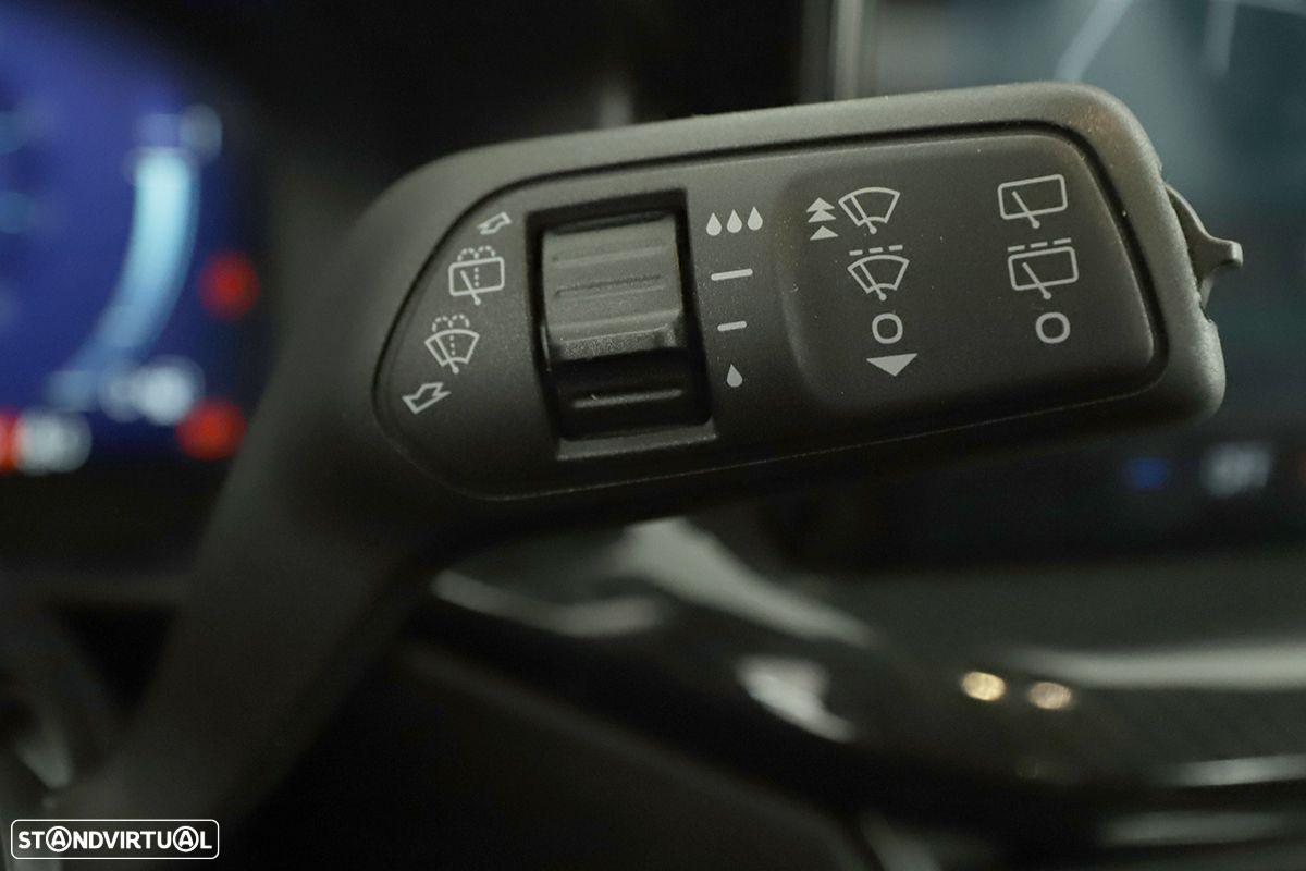 Ford Focus 1.0 EcoBoost MHEV ST-Line - 18