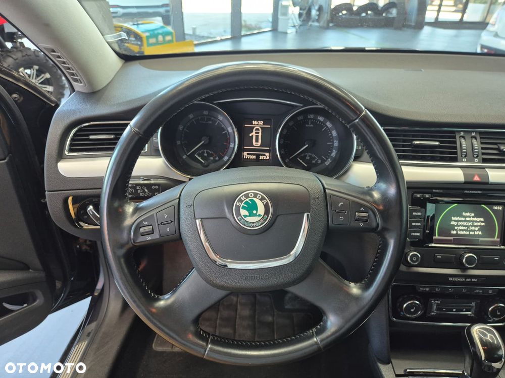Skoda Superb 1.8 TSI Elegance - 17