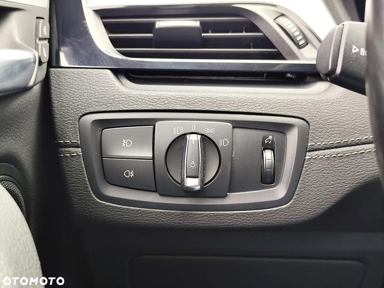 BMW X2 sDrive18i Advantage - 23