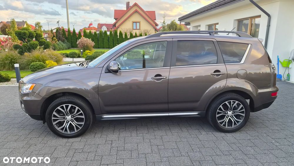 Mitsubishi Outlander 2.2 DI-D ClearTec 2WD Edition - 24