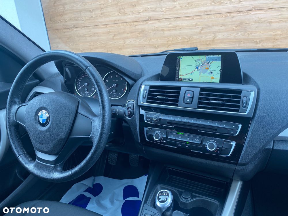 BMW Seria 1 116d EfficientDynamics Edition Sport Line - 16