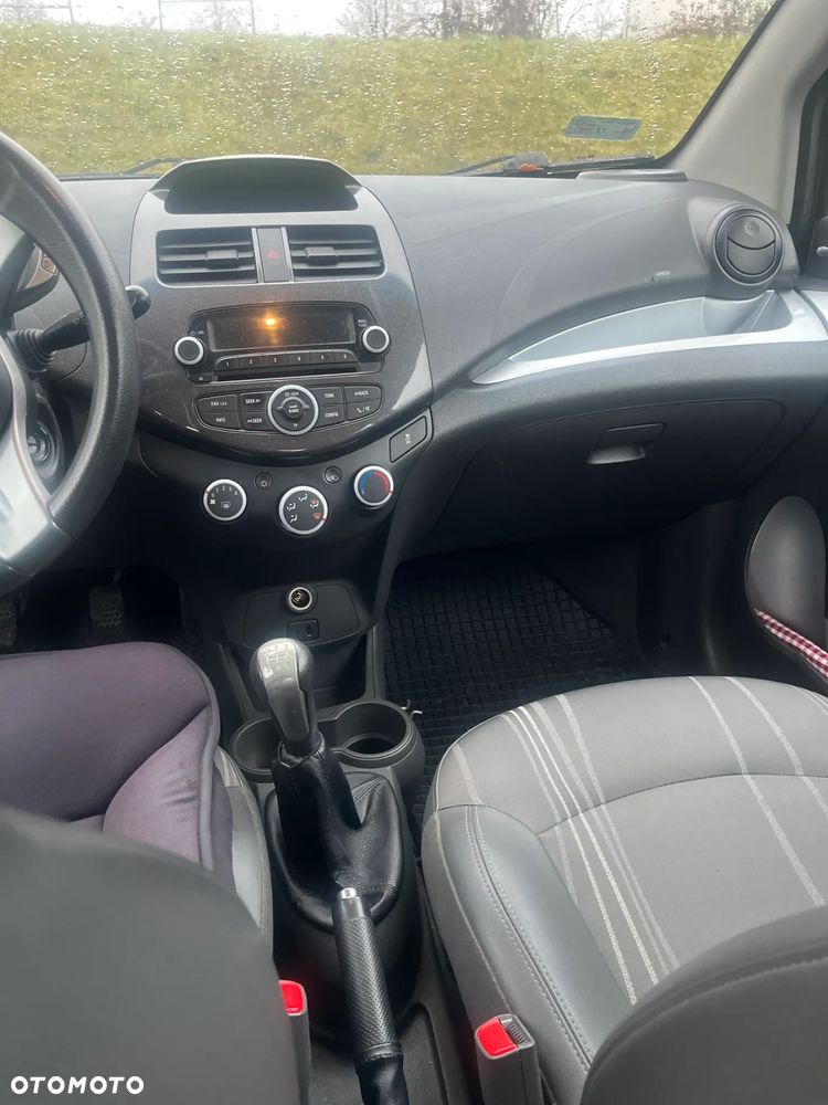 Chevrolet Spark 1.0 LS - 8