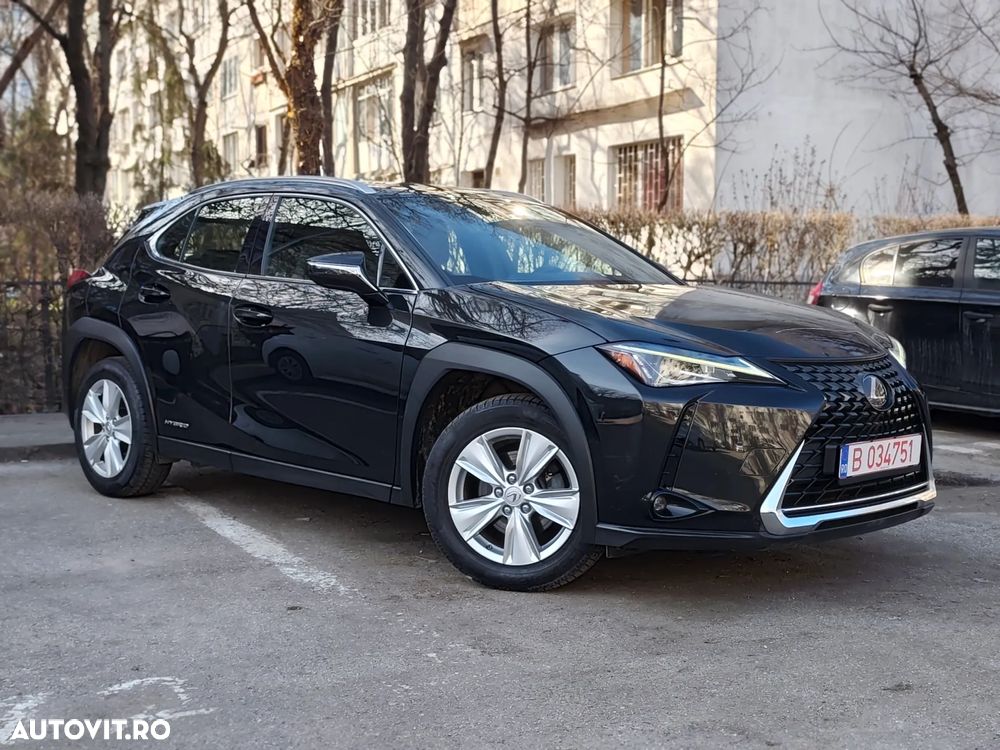 Lexus UX 250h E-FOUR Business - 3