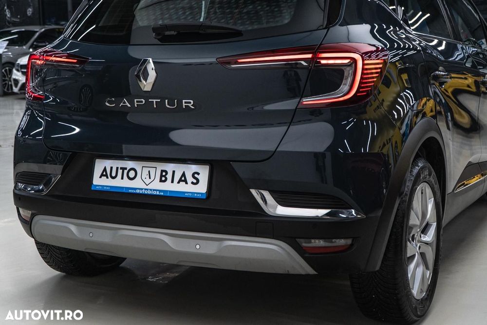 Renault Captur TCe Mild Hybrid 140 EDC GPF TECHNO - 14