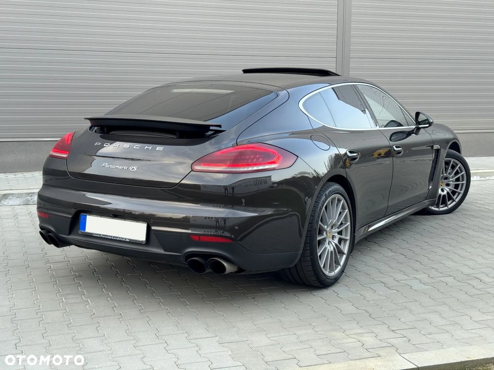 Porsche Panamera 4S PDK - 4