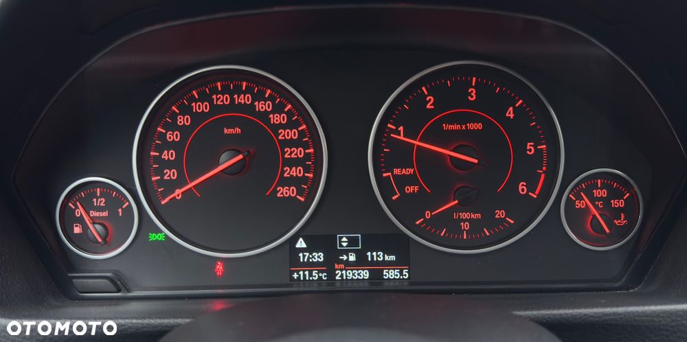 BMW Seria 3 318d Sport Line EU6 - 23