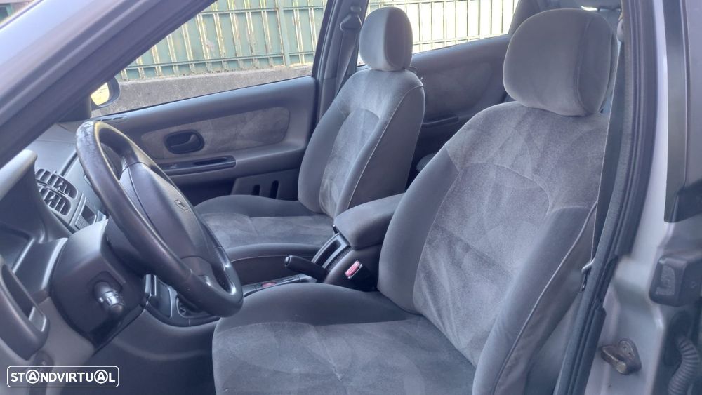 Renault Laguna Break 1.9 dTi RXE - 11