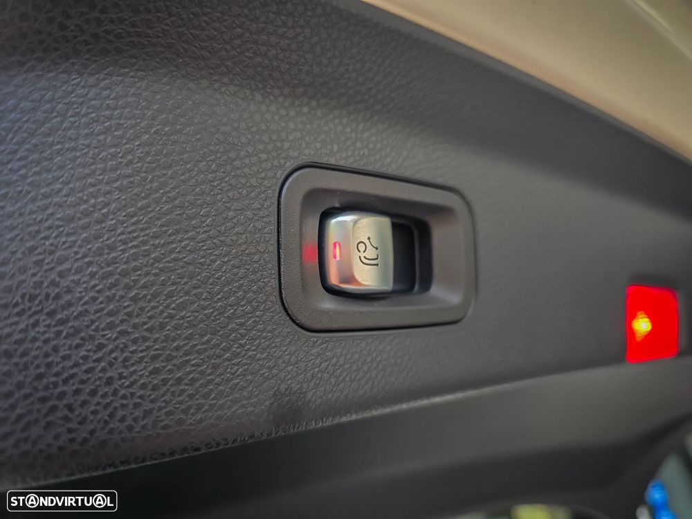 Mercedes-Benz GLC 300 de Coupe 4Matic 9G-TRONIC AMG Line - 13