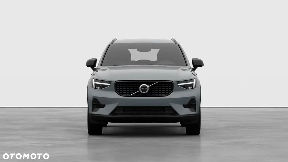 Volvo XC 40 B3 Plus Dark - 5