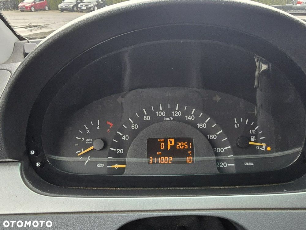 Mercedes-Benz Vito - 33