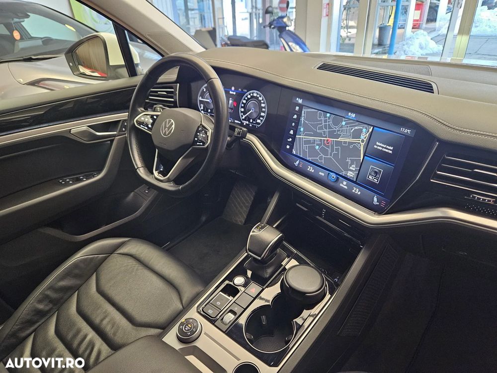 Volkswagen Touareg V6 TDI 4MOTION Elegance - 19