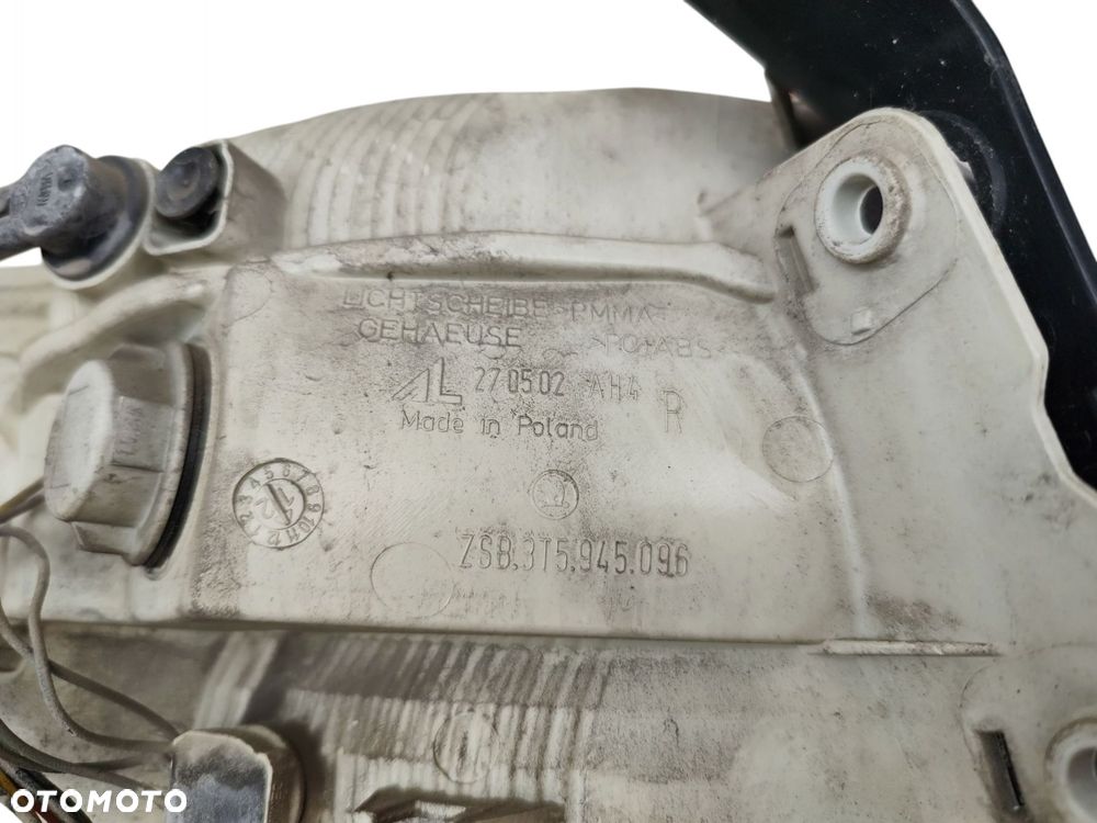 LAMPA PRAWY TYŁ SKODA SUPERB II (2008-2013) 2.0 TDI 140KM 3T5945096 - 2