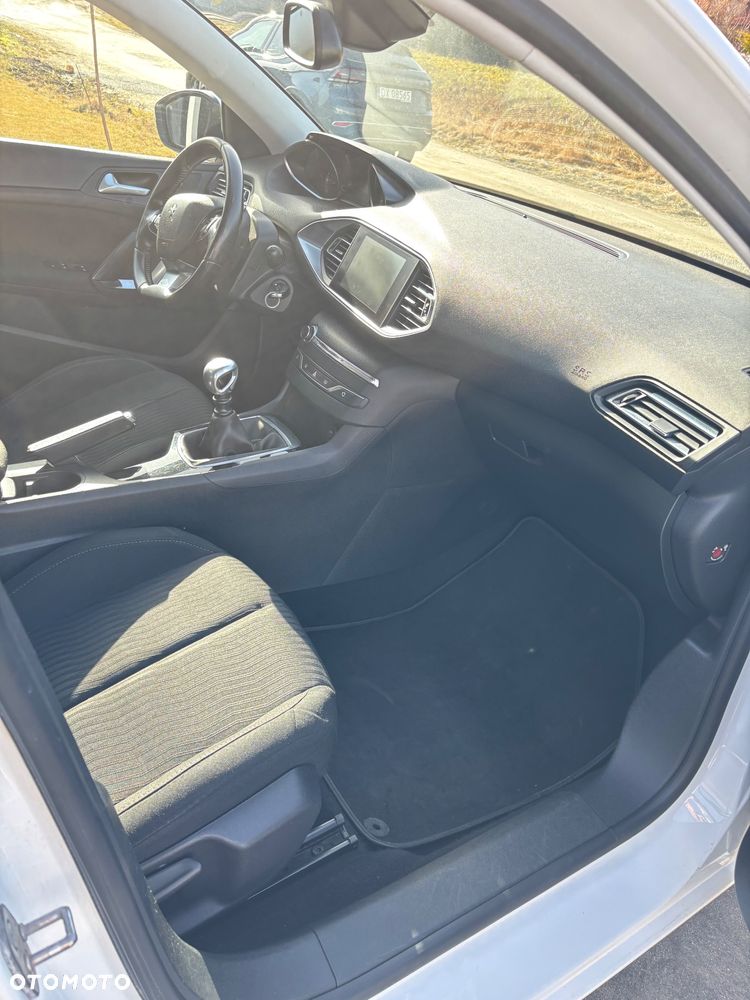 Peugeot 308 BlueHDi 120 Stop & Start Style - 14