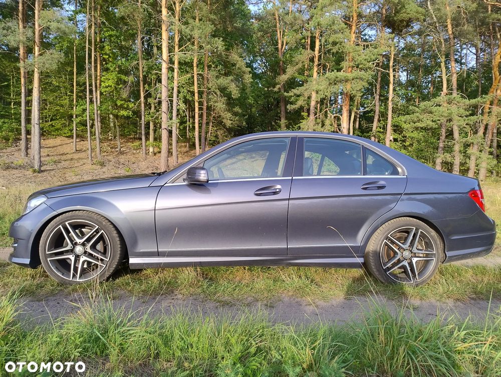 Mercedes-Benz Klasa C 350 4Matic (BlueEFFICIENCY) 7G-TRONIC Avantgarde - 10