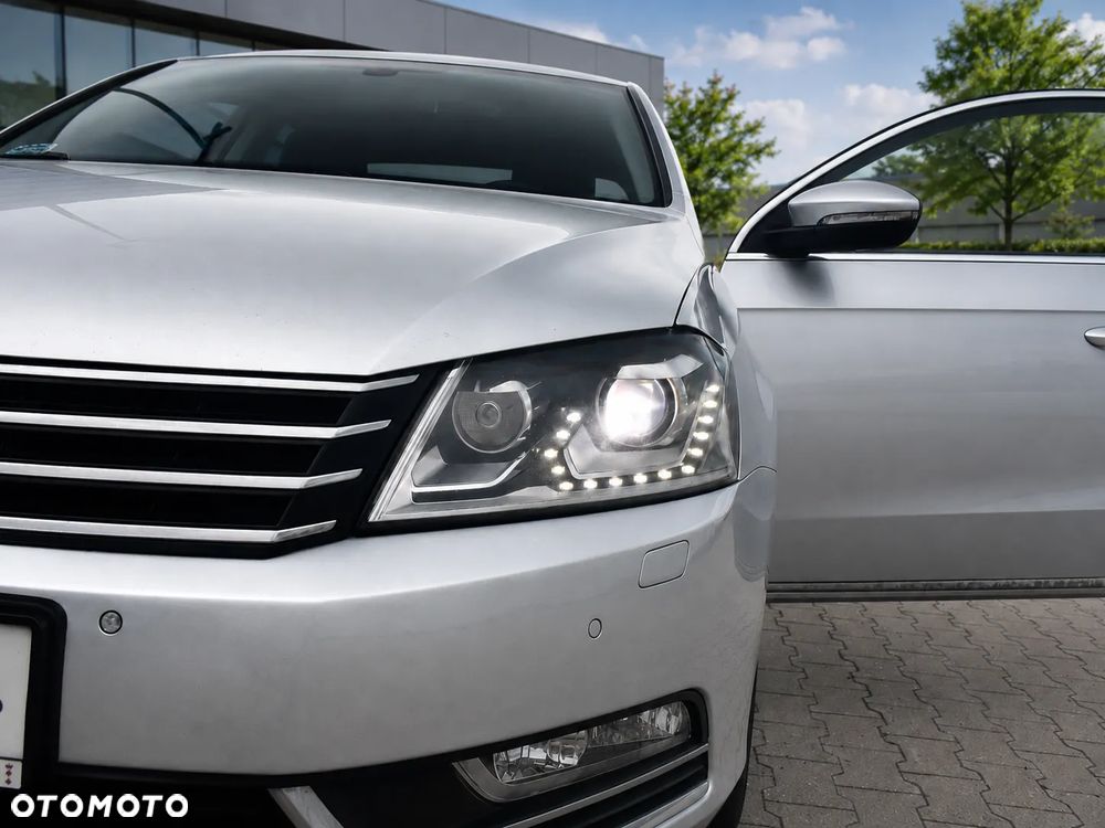 Volkswagen Passat 2.0 TDI Comfortline - 8