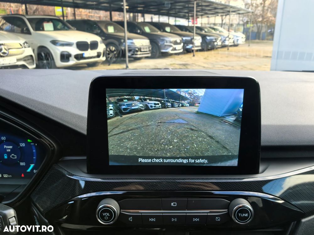 Ford Kuga 2.5 Duratec PHEV ST-LINE X - 20