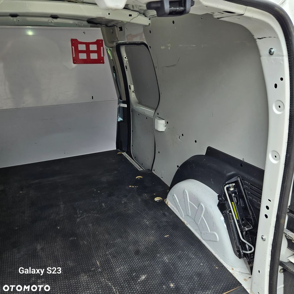 Renault KANGOO - 22