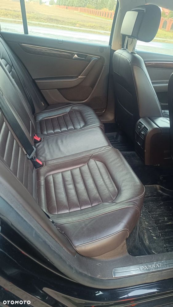 Volkswagen Passat 3.6 V6 4Mot Highline DSG - 4