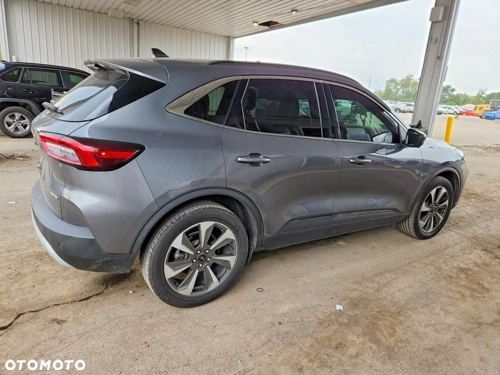 Ford Kuga 2023 photo 4