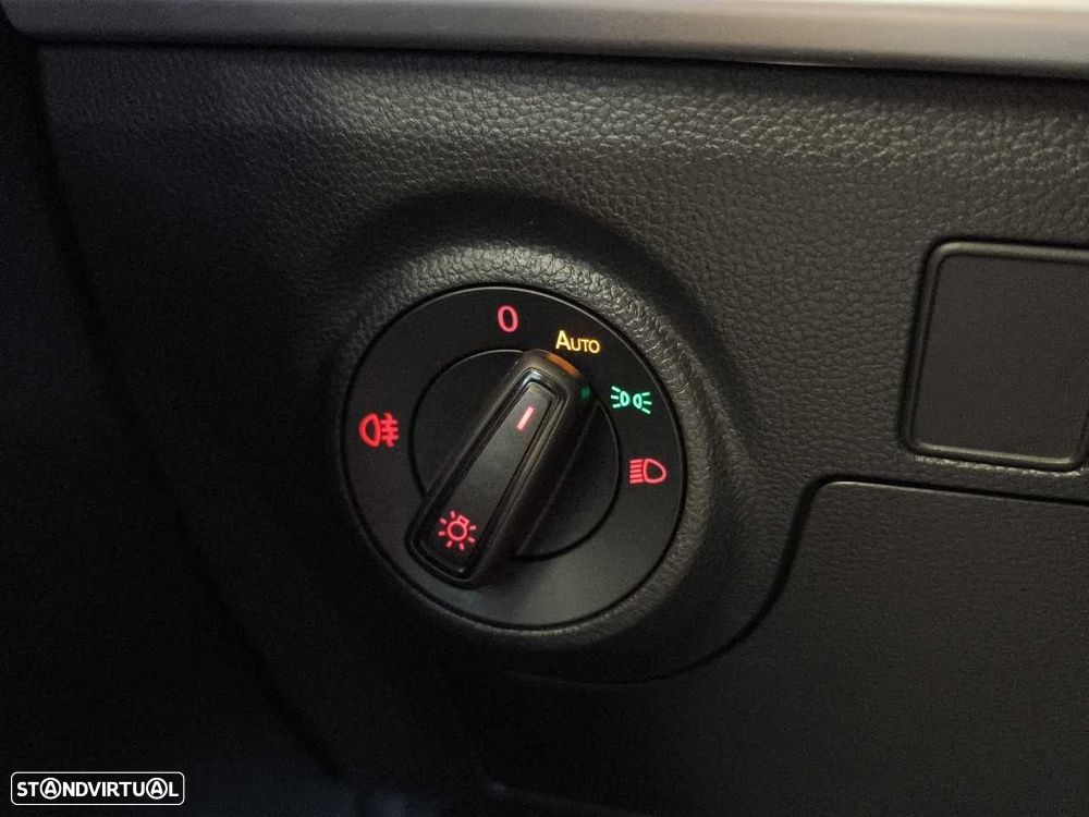 SEAT Arona 1.0 TSI FR - 12