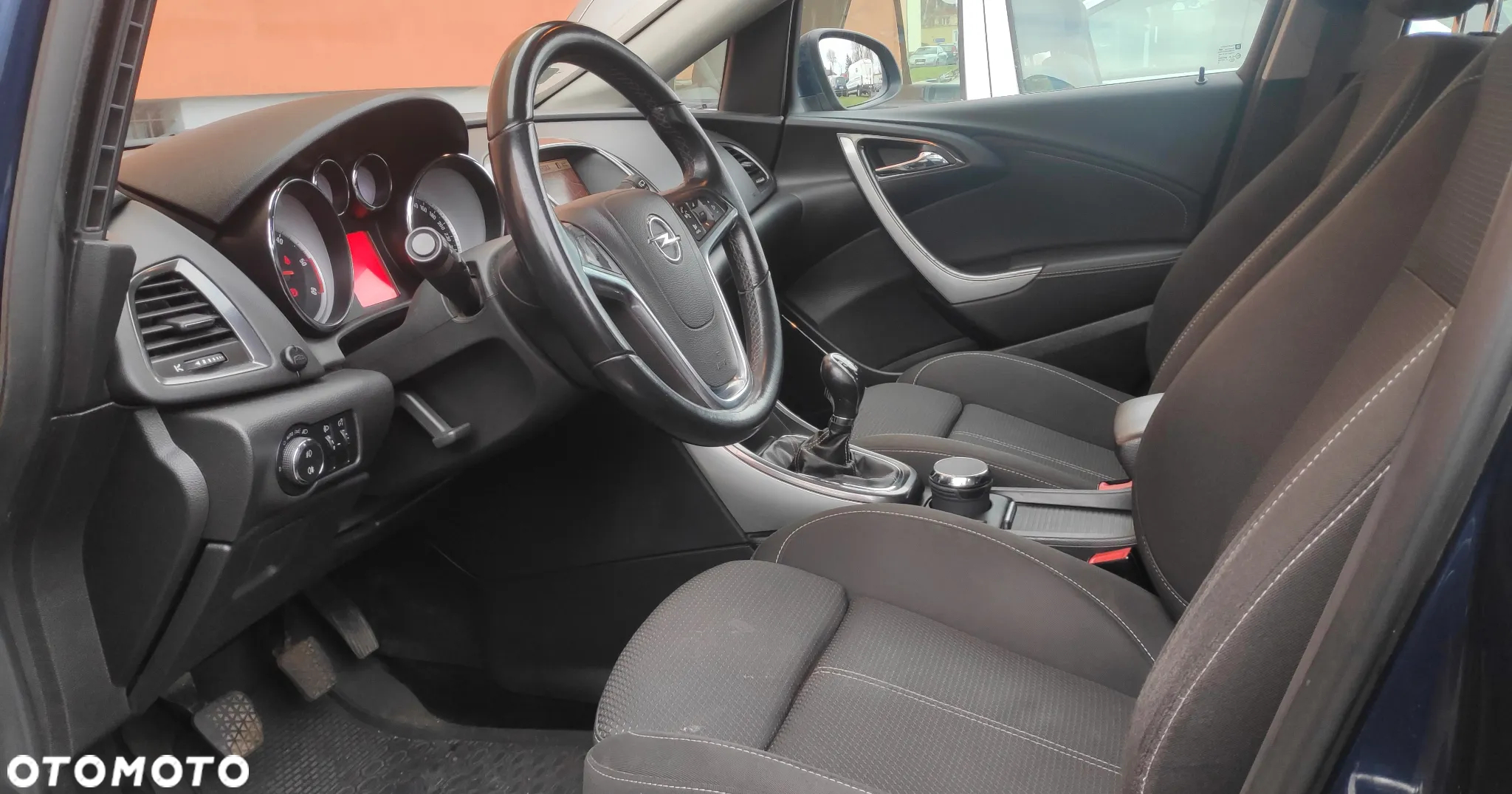 Opel Astra IV 1.7 CDTI Cosmo - 10