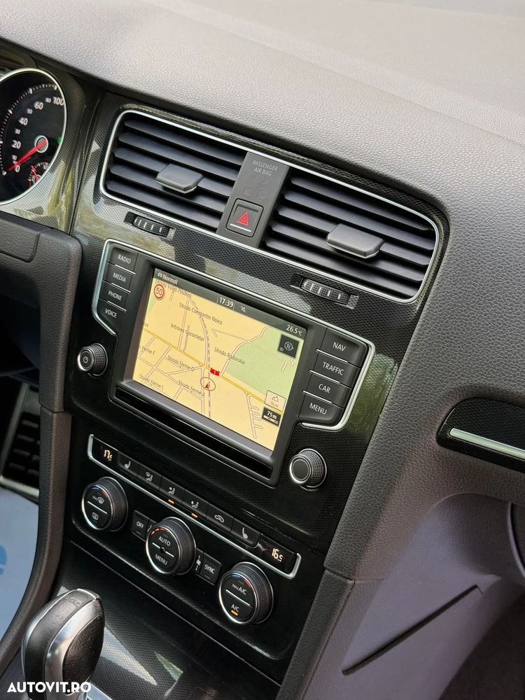 Volkswagen Golf 2.0 TDI DSG GTD - 13