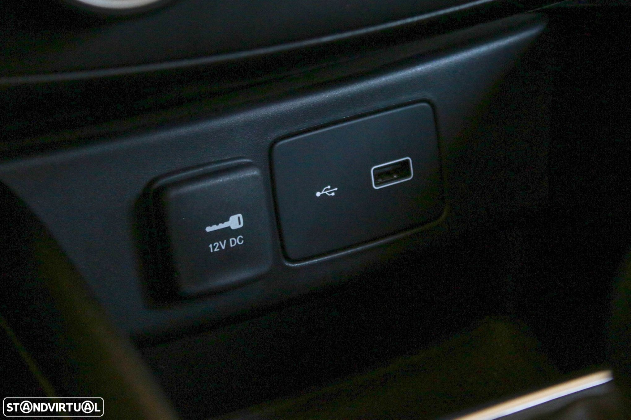 Fiat Tipo Station Wagon 1.3 M-Jet Lounge Tech - 35