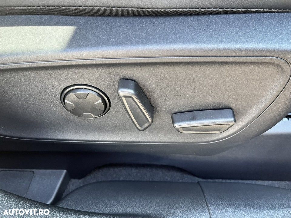 Ford Kuga - 20