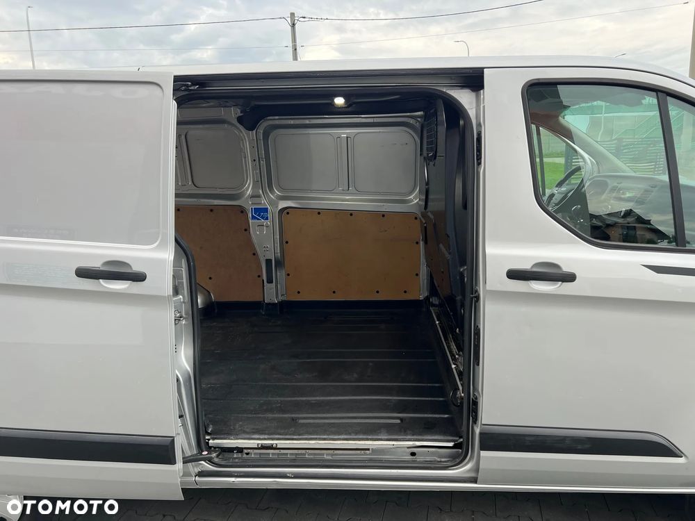 Ford Transit Custom - 17