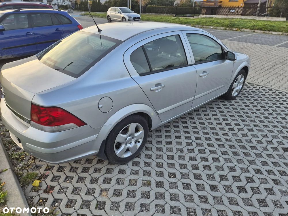 Opel Astra 1.6 Enjoy - 5