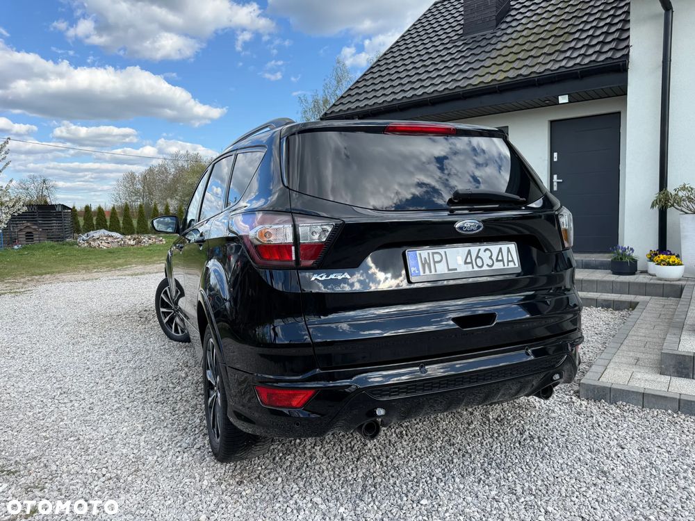 Ford Kuga 1.5 TDCi 2x4 ST-Line - 38