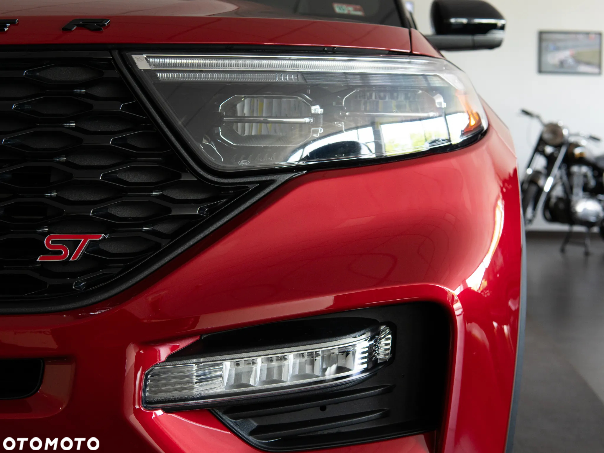 Ford Explorer - 8