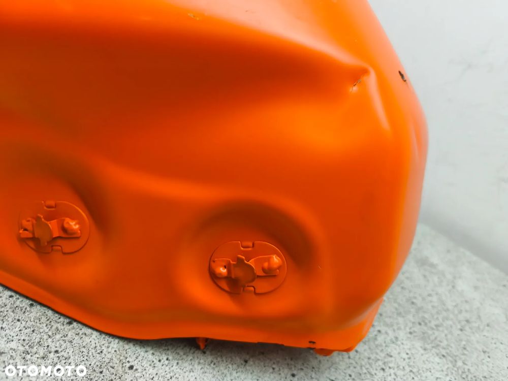 Bak, zbiornik paliwa KTM 390 Duke 24- - 7