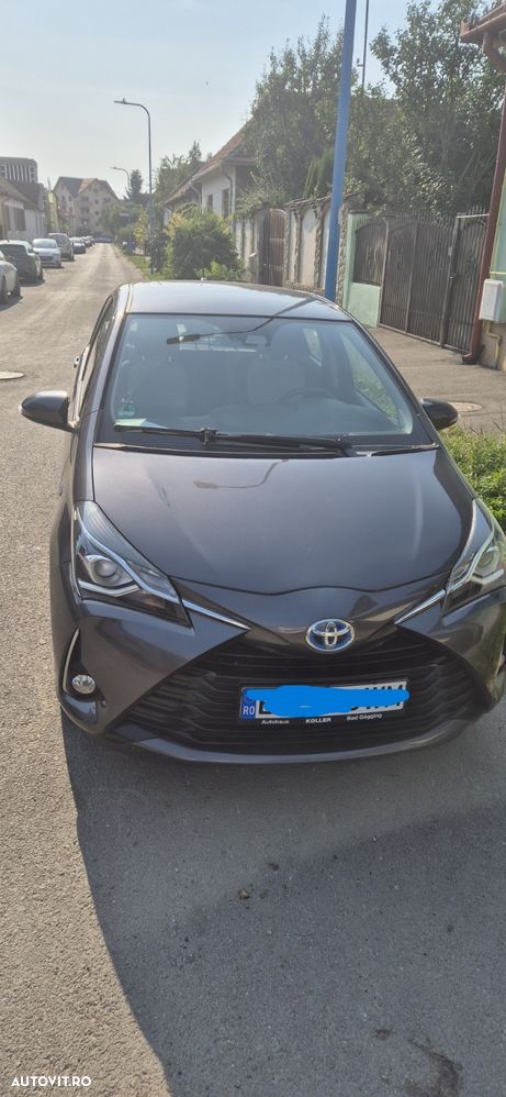 Toyota Yaris - 10