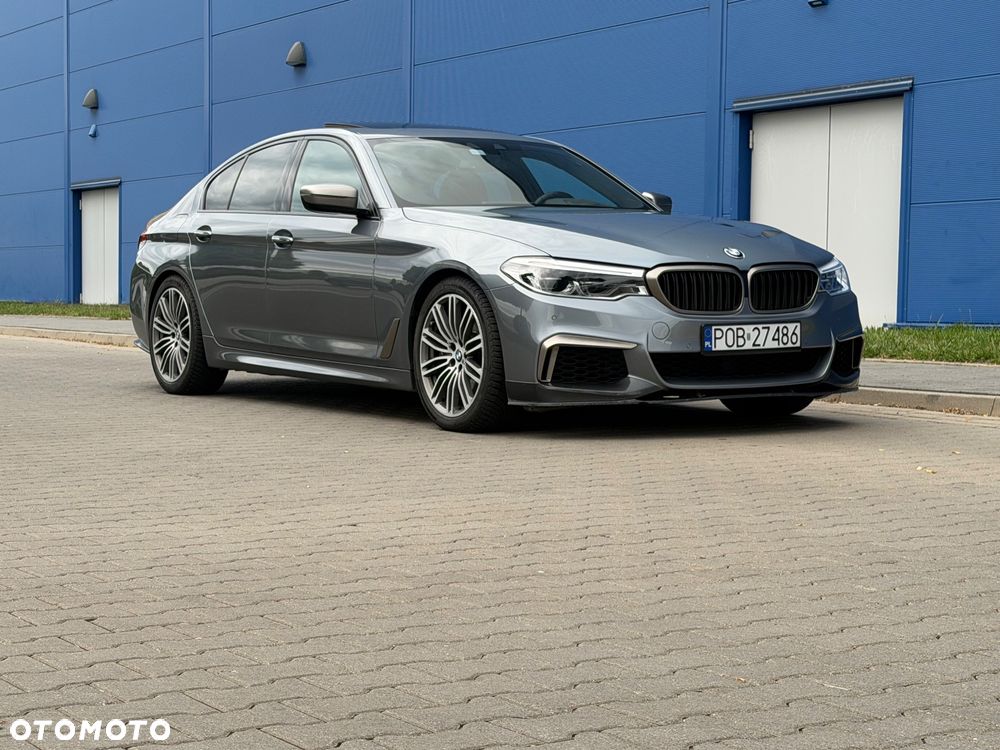 BMW Seria 5 M550i xDrive - 17