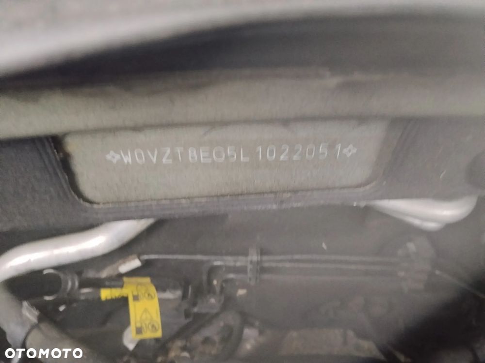 Opel Insignia - 36
