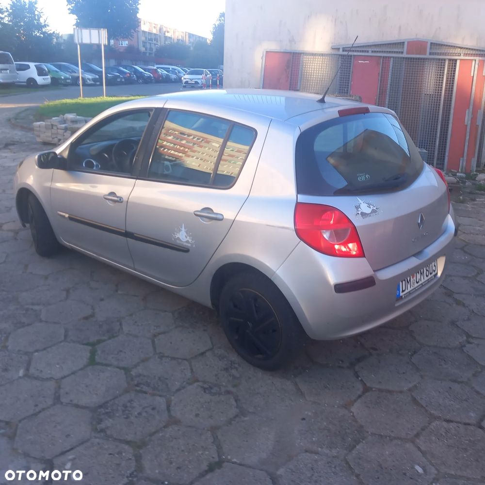 Renault Clio Grandtour 1.2 16V 75 Dynamique - 28