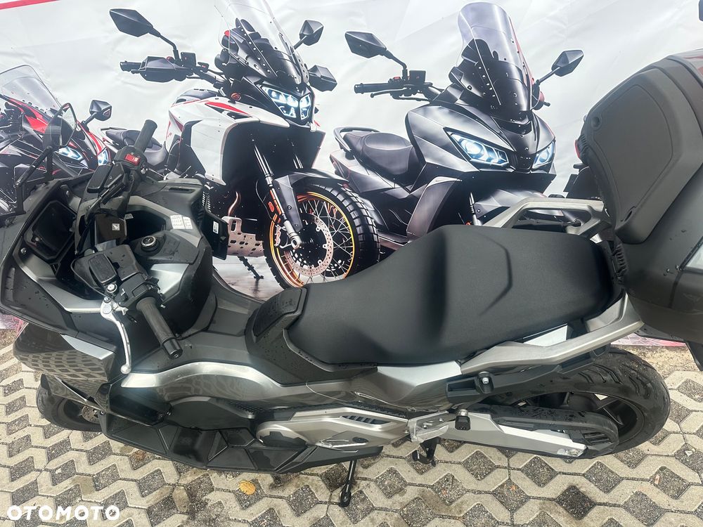 Honda NSS - 5