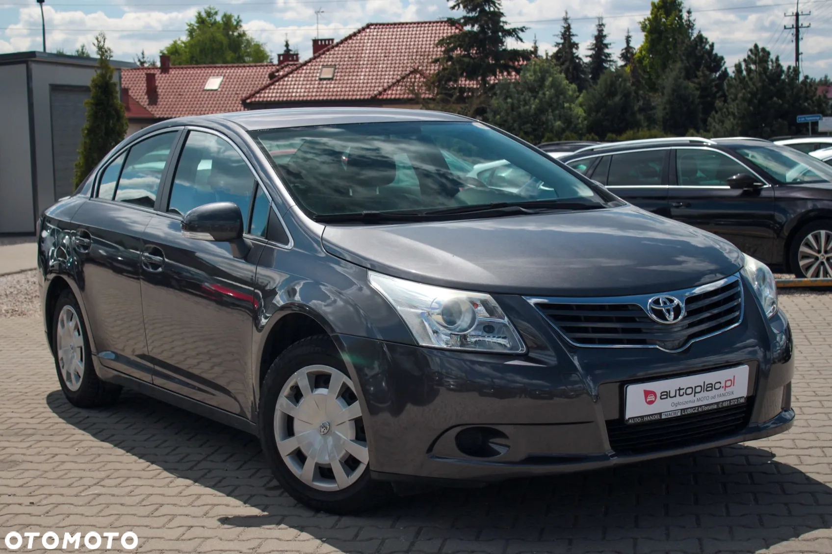 Toyota Avensis 1.6 - 8
