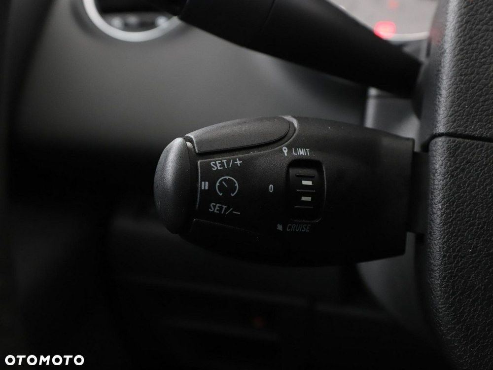 Peugeot 5008 1.6 BlueHDi Style 7os - 30