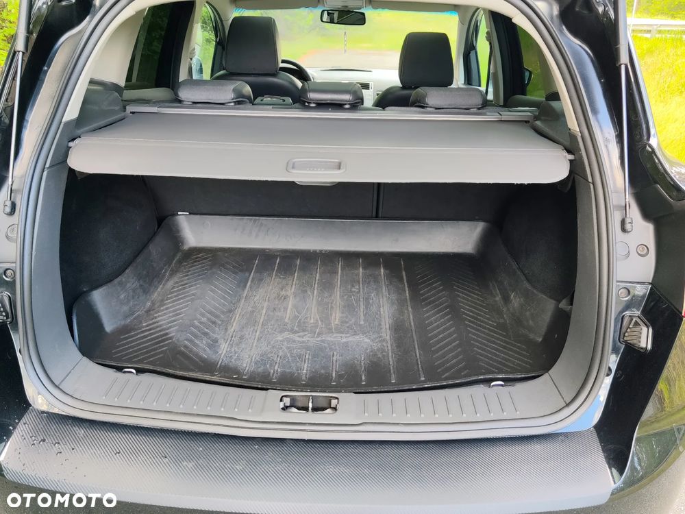 Ford Kuga 2.0 TDCi 4x4 Titanium - 13