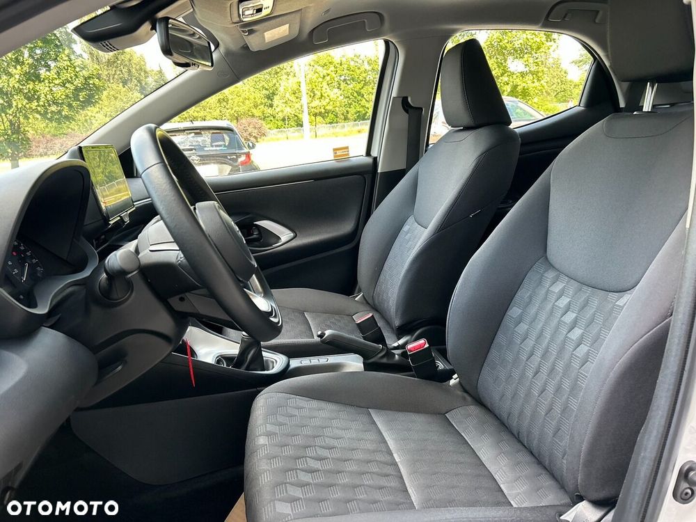 Toyota Yaris 1.5 Comfort - 9