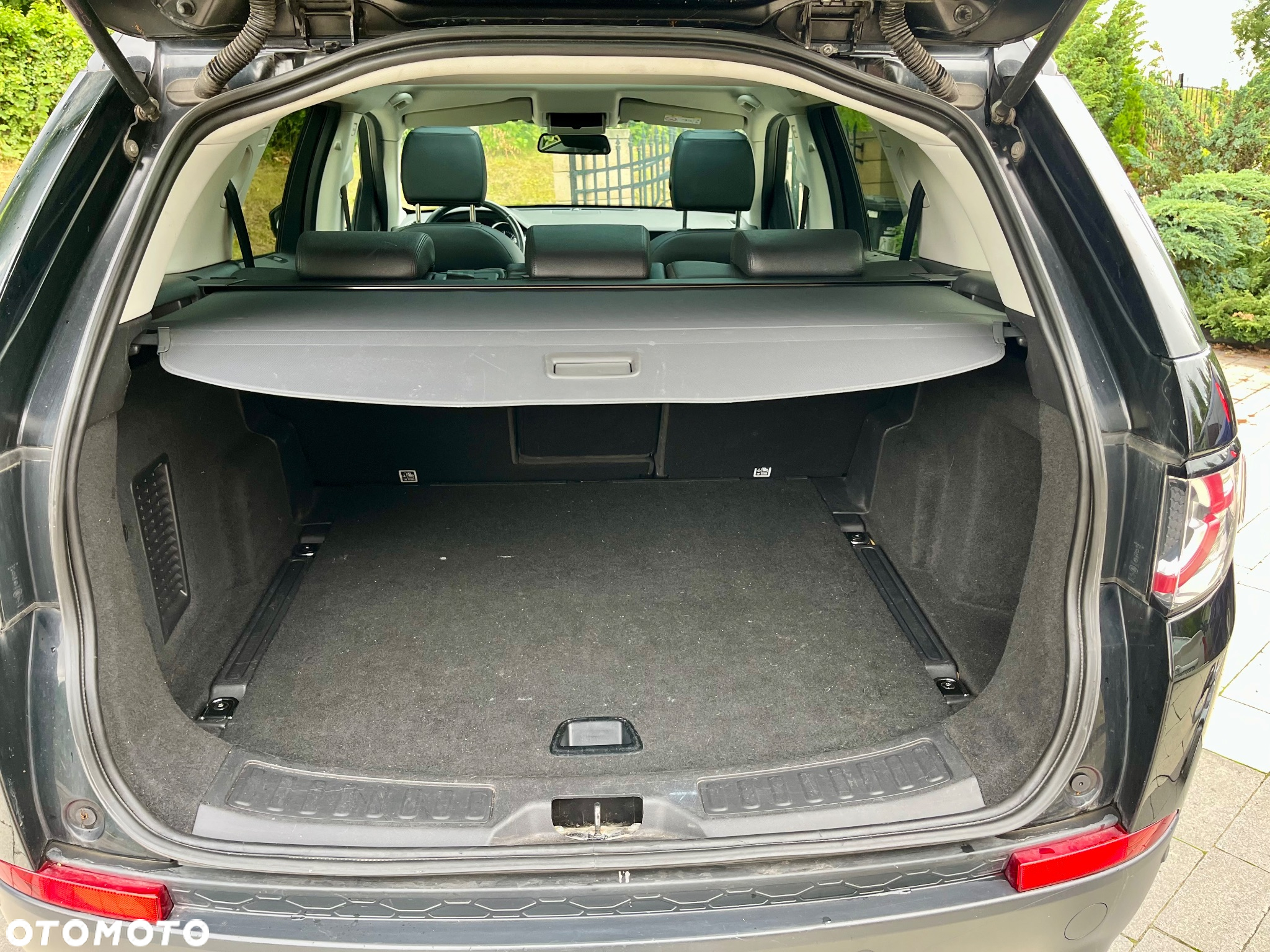 Land Rover Discovery Sport - 13