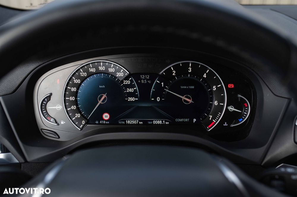 BMW X3 xDrive20i AT xLine - 15