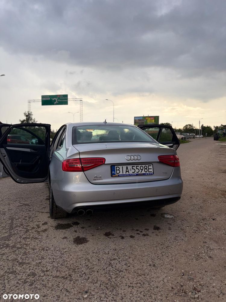 Audi A4 Limousine - 27