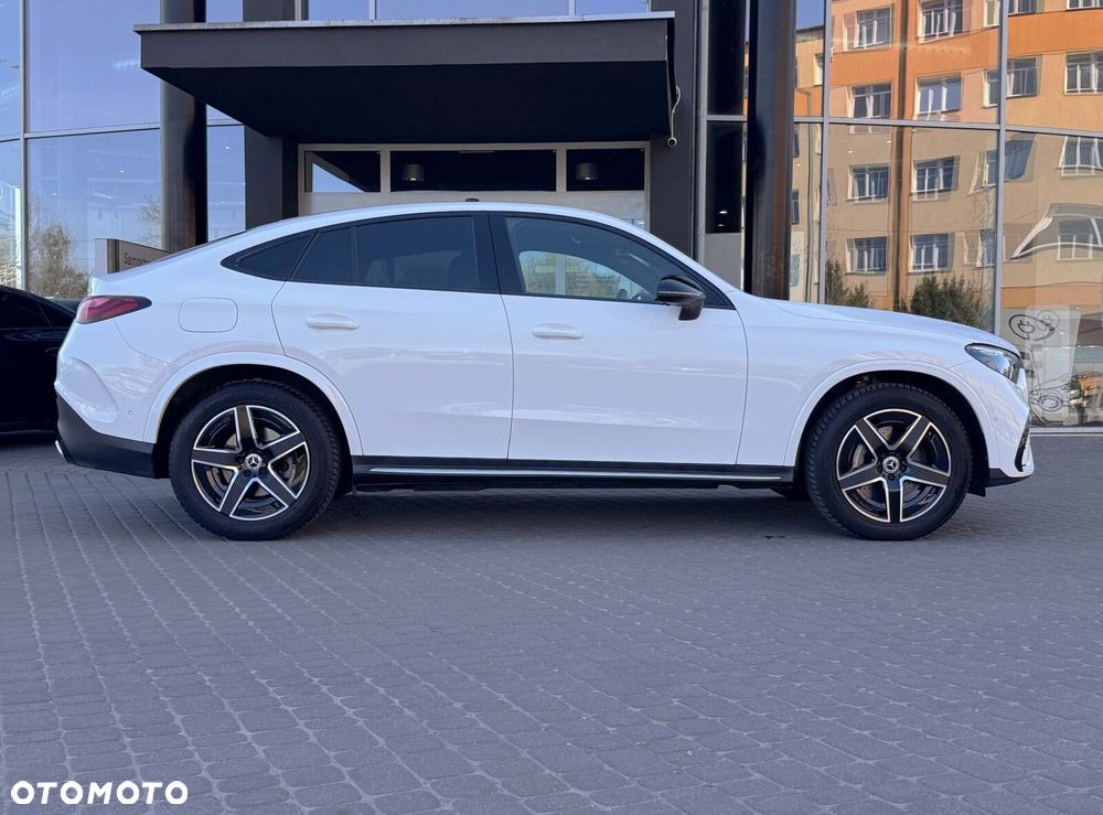 Mercedes-Benz GLC - 12