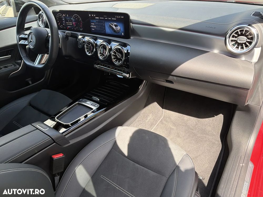 Mercedes-Benz CLA 200 MHEV Coupe - 18