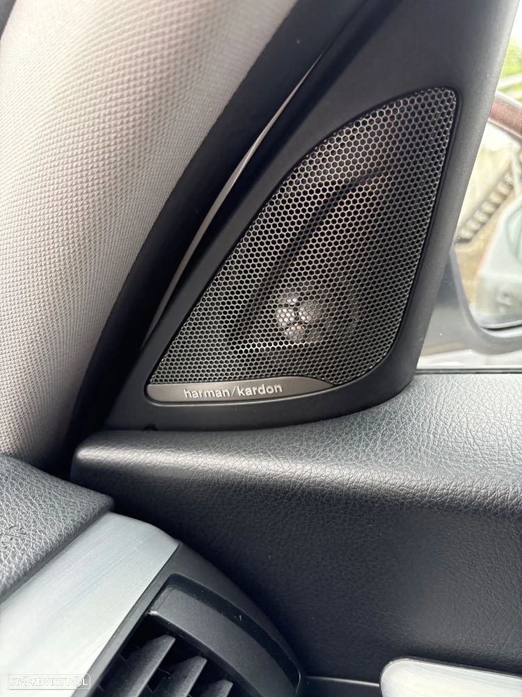 BMW 120 d Sport Line — fotografia 17